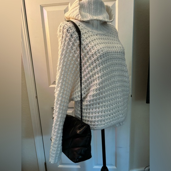 YSL lambskin black quilted shoulder bag - Picture 15 of 15